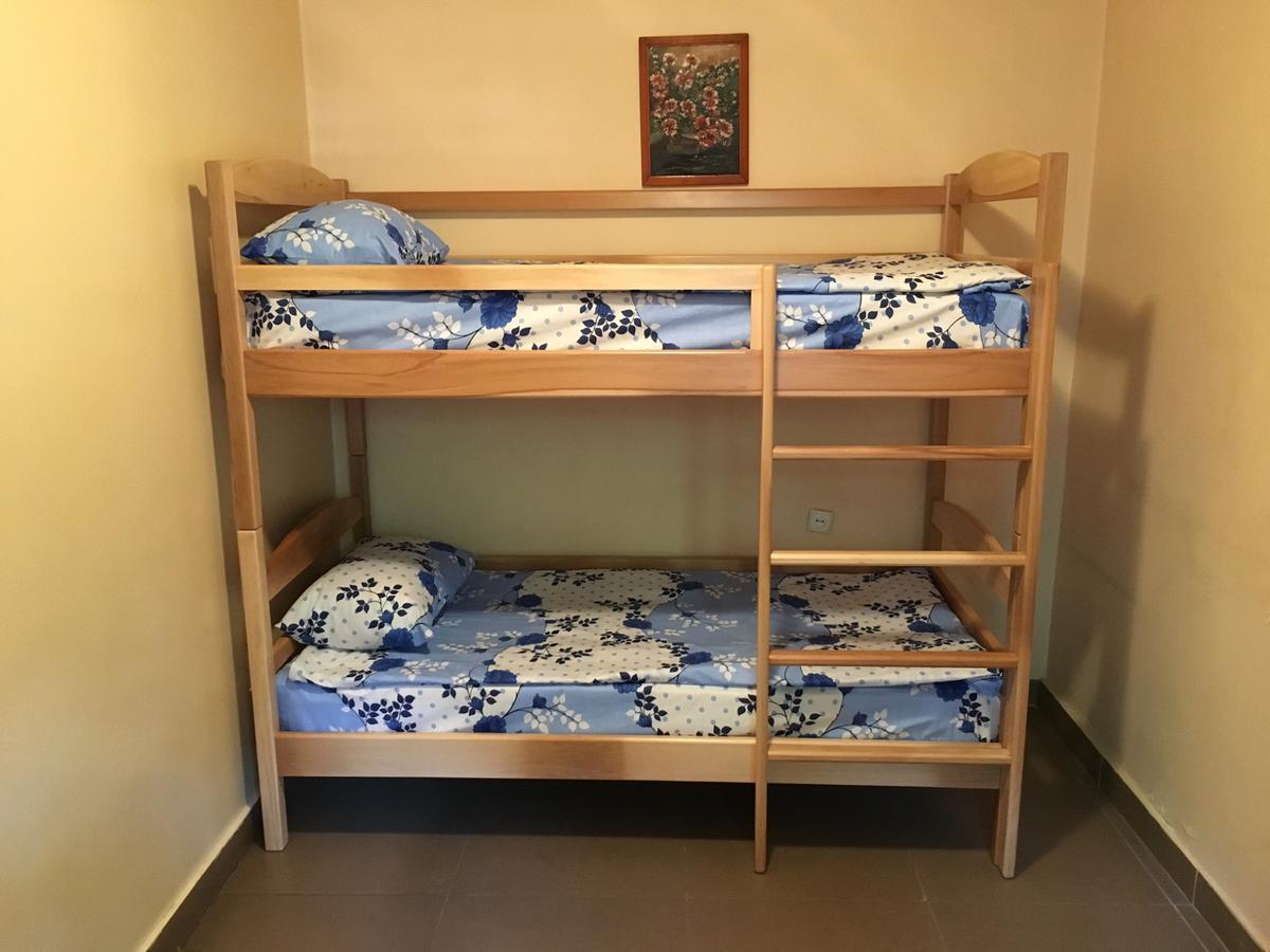 Best Hostel Republic Square Єреван Екстер'єр фото