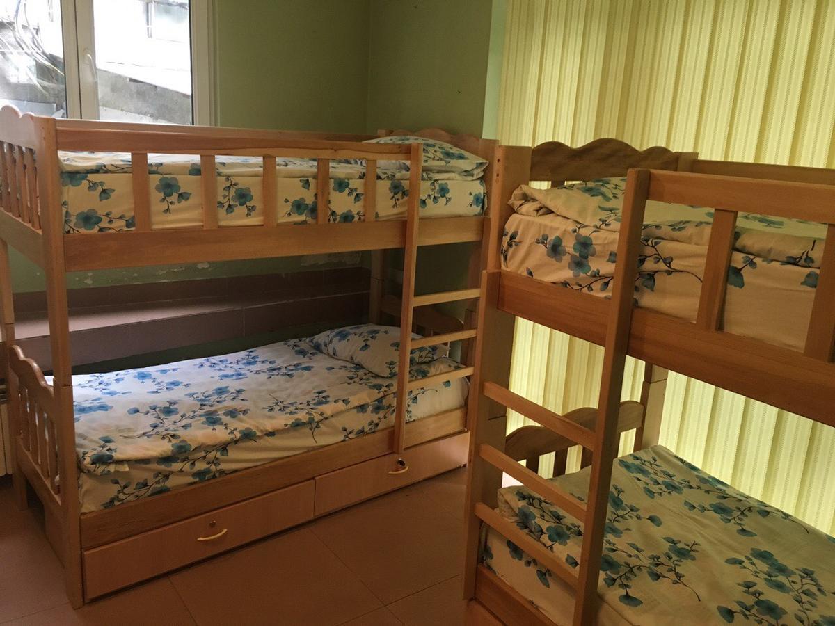 Best Hostel Republic Square Єреван Екстер'єр фото