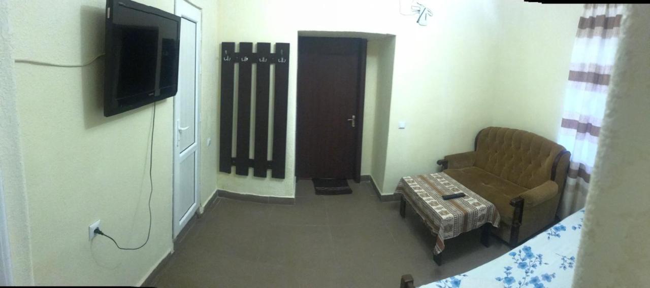 Best Hostel Republic Square Єреван Екстер'єр фото