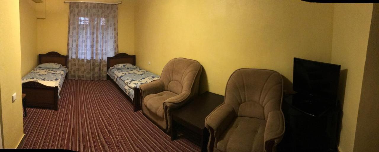Best Hostel Republic Square Єреван Екстер'єр фото
