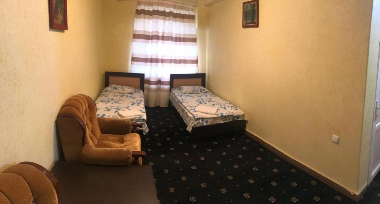 Best Hostel Republic Square Єреван Екстер'єр фото