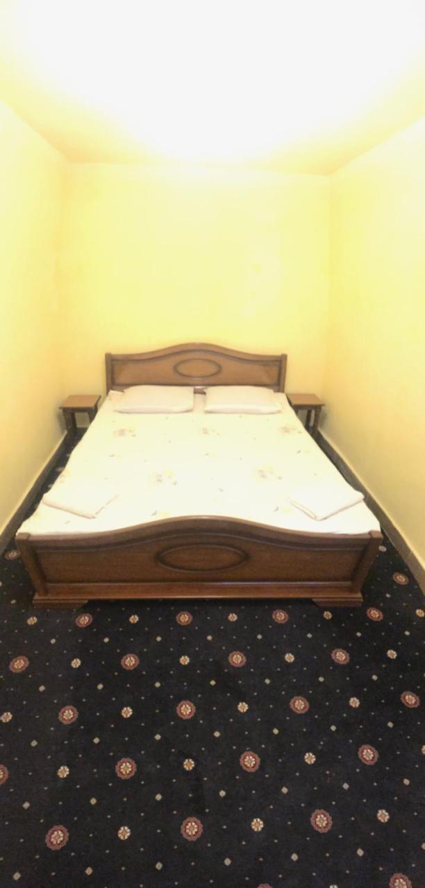 Best Hostel Republic Square Єреван Екстер'єр фото