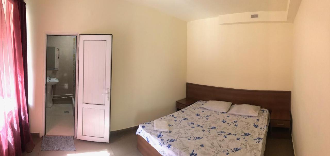 Best Hostel Republic Square Єреван Екстер'єр фото